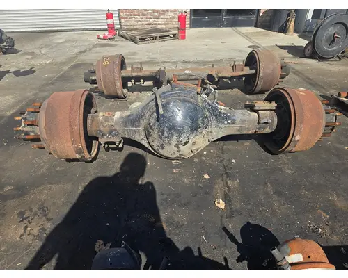 VOLVO EV80 Axle Housings (Rear)