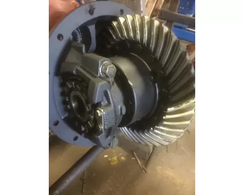 VOLVO EV87FR307 DIFFERENTIAL ASSEMBLY FRONT REAR