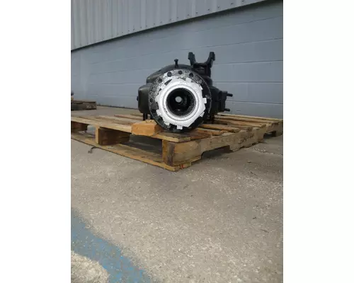 VOLVO EV87F AXLE HOUSING, REAR (FRONT)