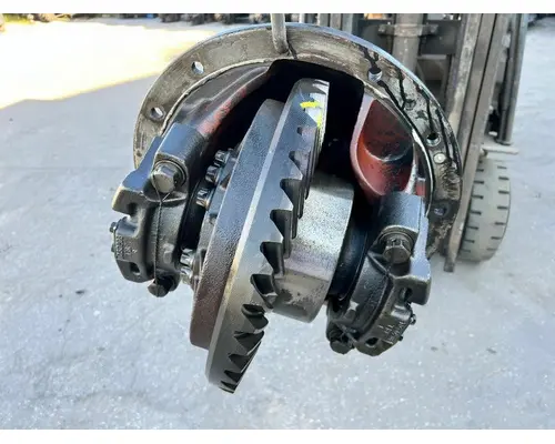 VOLVO EV87 Differential Assembly (Front, Rear)