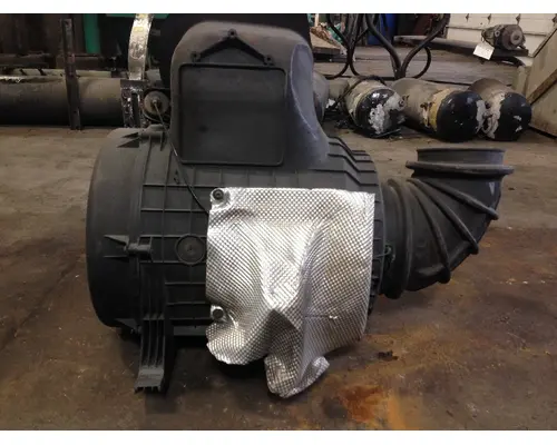 VOLVO FE615 Air Cleaner