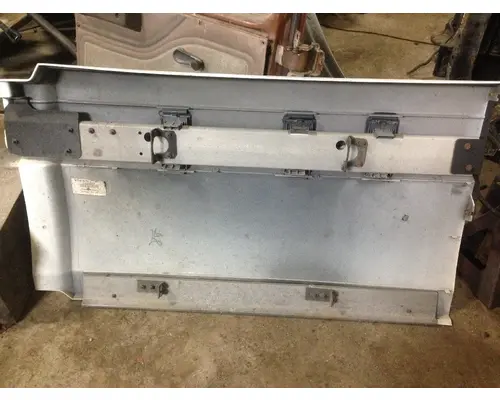 VOLVO FE615 Skirt