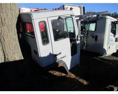 VOLVO FE CAB