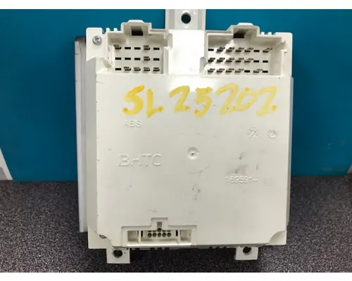 VOLVO HVAC CONTROLS Electronic Parts, Misc.