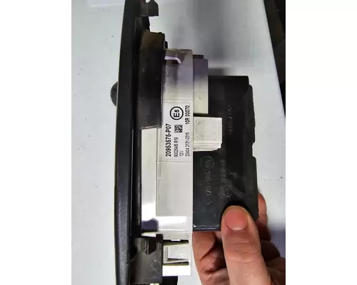 VOLVO PARTS ONLY Dash Panel