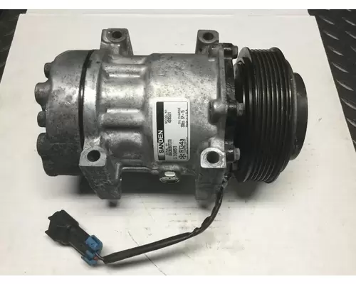 VOLVO Sanden Air Conditioner Compressor