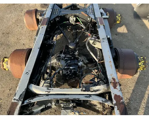 VOLVO T-Ride Tandem Cutoffs