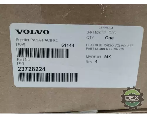 VOLVO T98B Radio