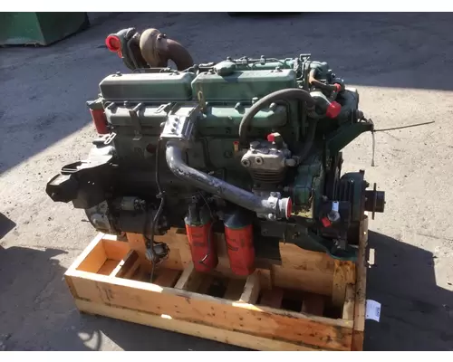 VOLVO TD61 ENGINE ASSEMBLY