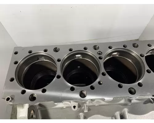 VOLVO VED12B Cylinder Block