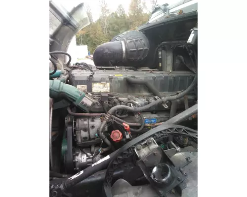 VOLVO VED12D (EGR) EPA 04 ENGINE ASSEMBLY