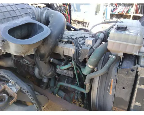 VOLVO VED12D (EGR) EPA 04 ENGINE ASSEMBLY