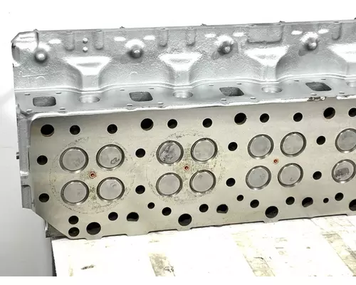 VOLVO VED12D Engine Cylinder Head