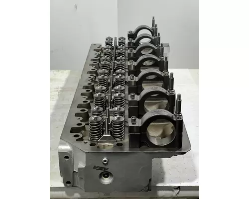 VOLVO VED12D Engine Cylinder Head