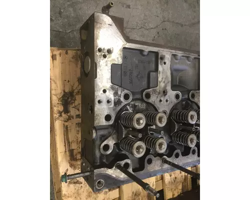 VOLVO VED12 Cylinder Head