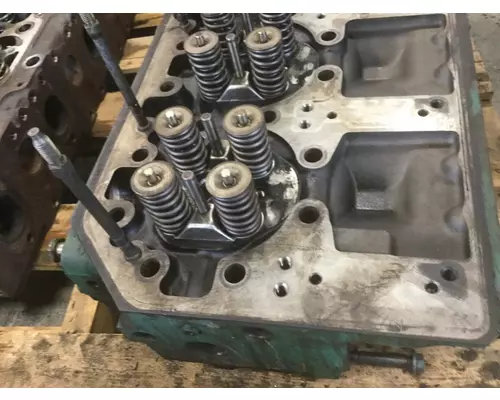 VOLVO VED12 Cylinder Head