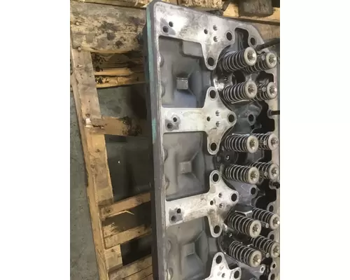 VOLVO VED12 Cylinder Head