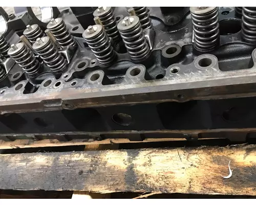 VOLVO VED12 Cylinder Head