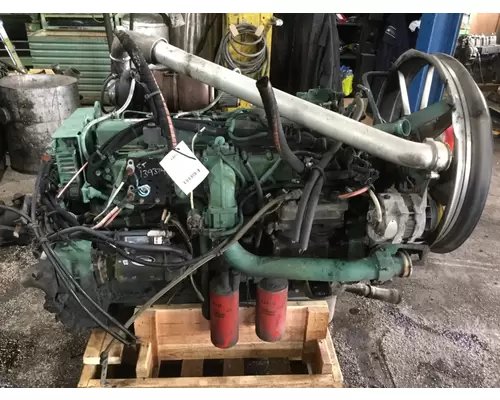 VOLVO VED7 Engine Assembly