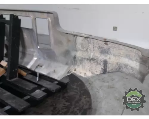VOLVO VHD Bumper Assembly, Front