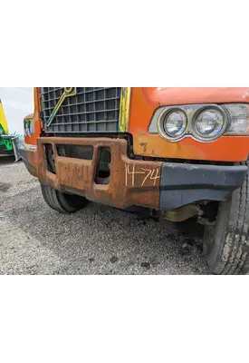 VOLVO VHD Bumper Assembly, Front