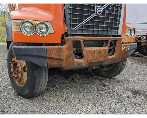 VOLVO VHD Bumper Assembly, Front