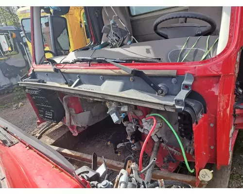 VOLVO VHD Cab Mount