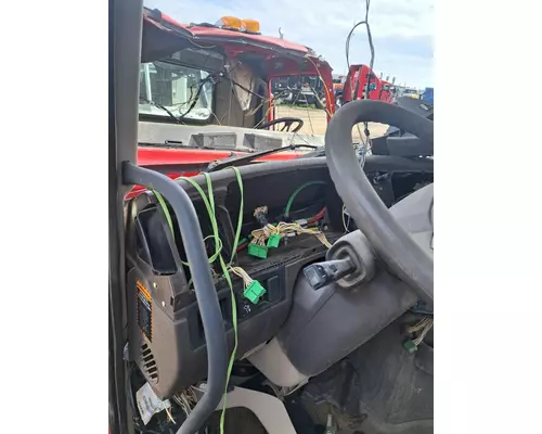 VOLVO VHD Cab Mount