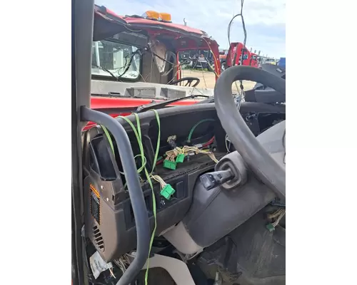 VOLVO VHD Cab or Cab Mount