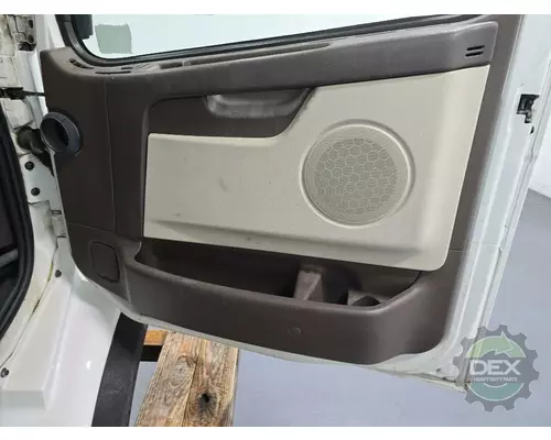VOLVO VHD Cab