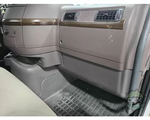 VOLVO VHD Cab
