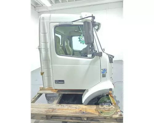 VOLVO VHD Cab