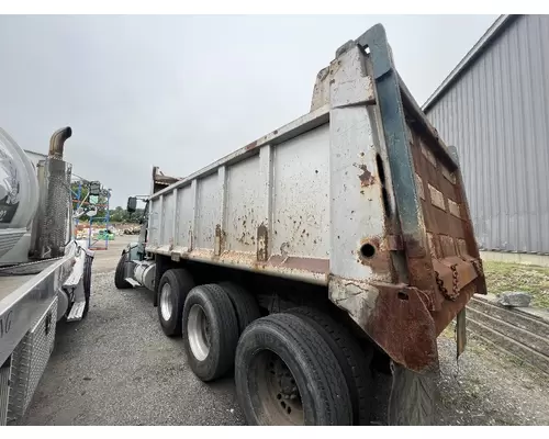 VOLVO VHD Complete Vehicle