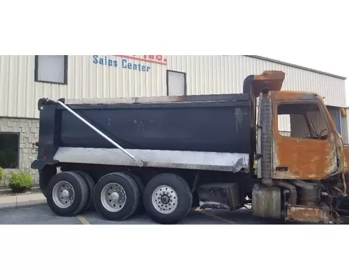 VOLVO VHD Cutoff