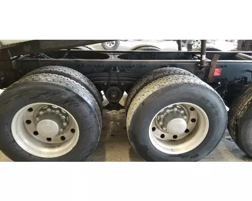 VOLVO VHD Cutoff