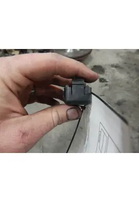 VOLVO VHD Dash / Console Switch