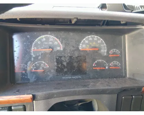 VOLVO VHD GAUGE CLUSTER