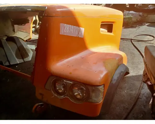VOLVO VHD Hood