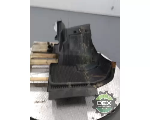 VOLVO VHD Inner Fender