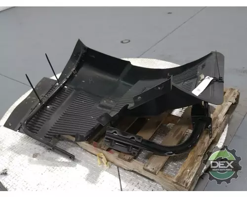 VOLVO VHD Inner Fender