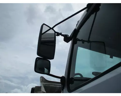 VOLVO VHD MIRROR ASSEMBLY CABDOOR