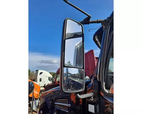 VOLVO VHD MIRROR ASSEMBLY CABDOOR