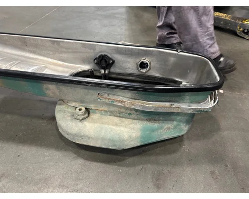 VOLVO VHD Oil Pan