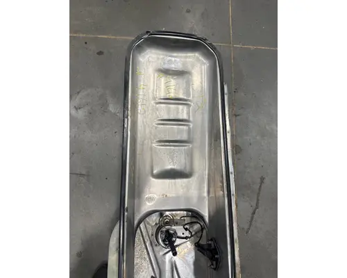 VOLVO VHD Oil Pan