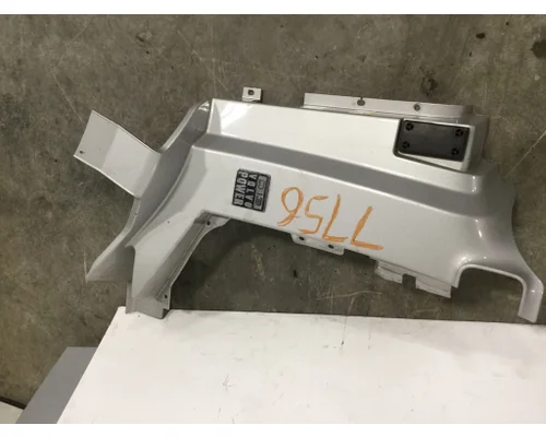 VOLVO VL780 Cowl