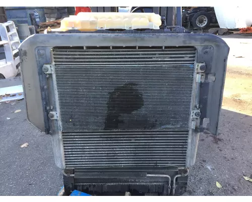 VOLVO VL780 Radiator