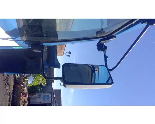 VOLVO VMN Mirror (Side View)