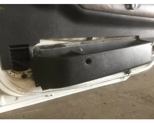 VOLVO VN 1996-1999 DOOR ASSEMBLY, FRONT