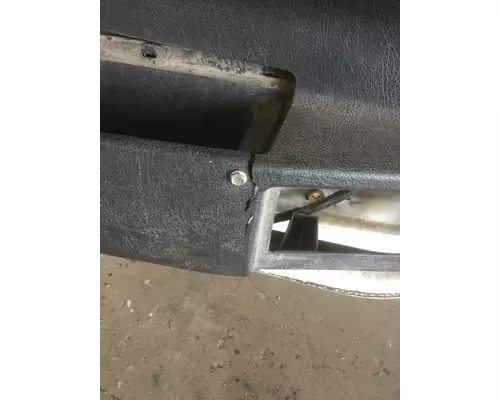 VOLVO VN 1996-1999 DOOR ASSEMBLY, FRONT