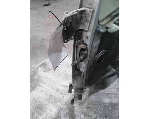 VOLVO VN 1996-1999 DOOR ASSEMBLY, FRONT